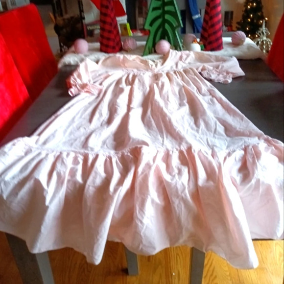 Vintage Victoria Secret full length Nightgown. Fantastic piece. Pink. M - Picture 2 of 5